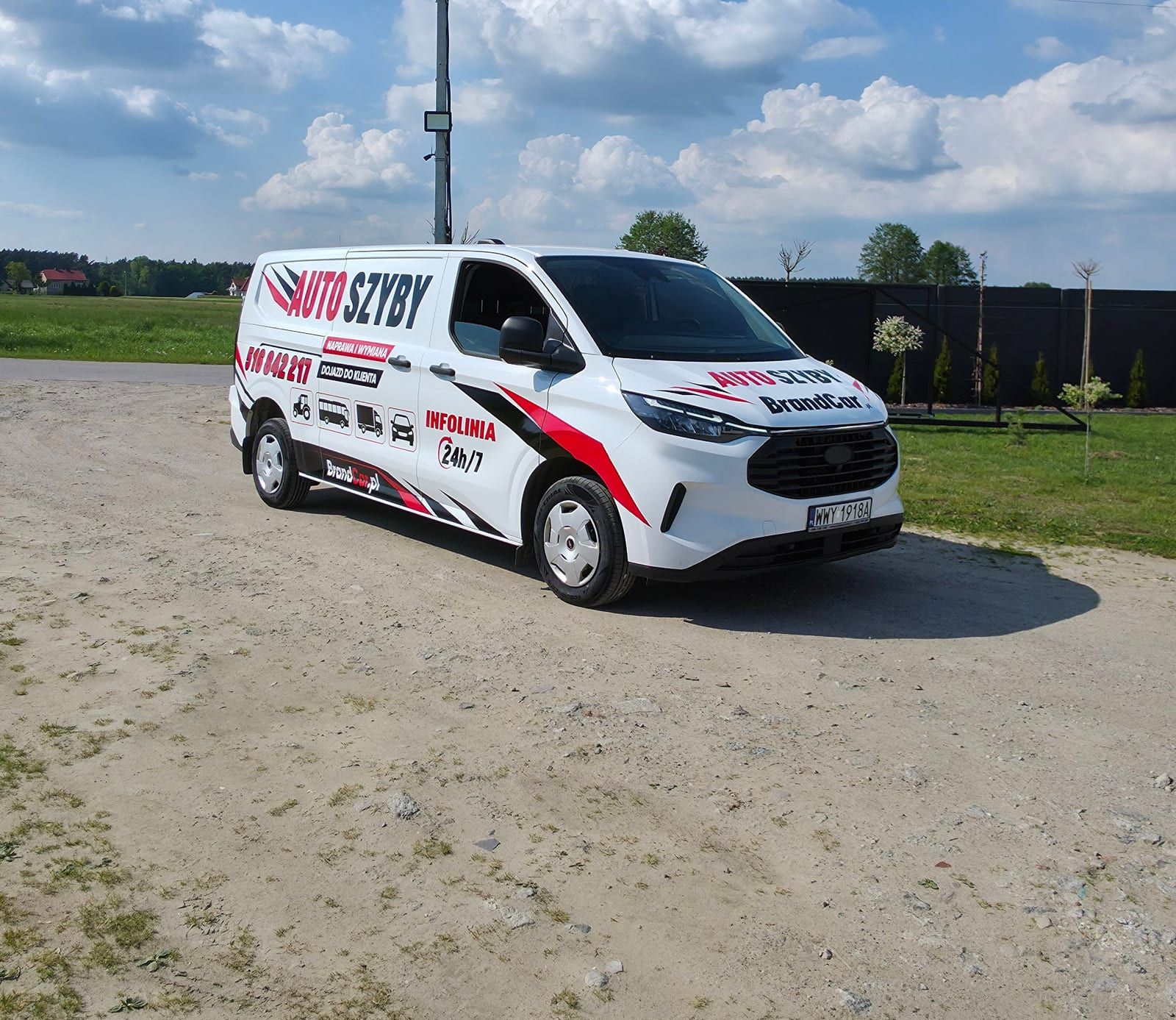 Oklejenie Forda Transit Custom dla Auto Szyby