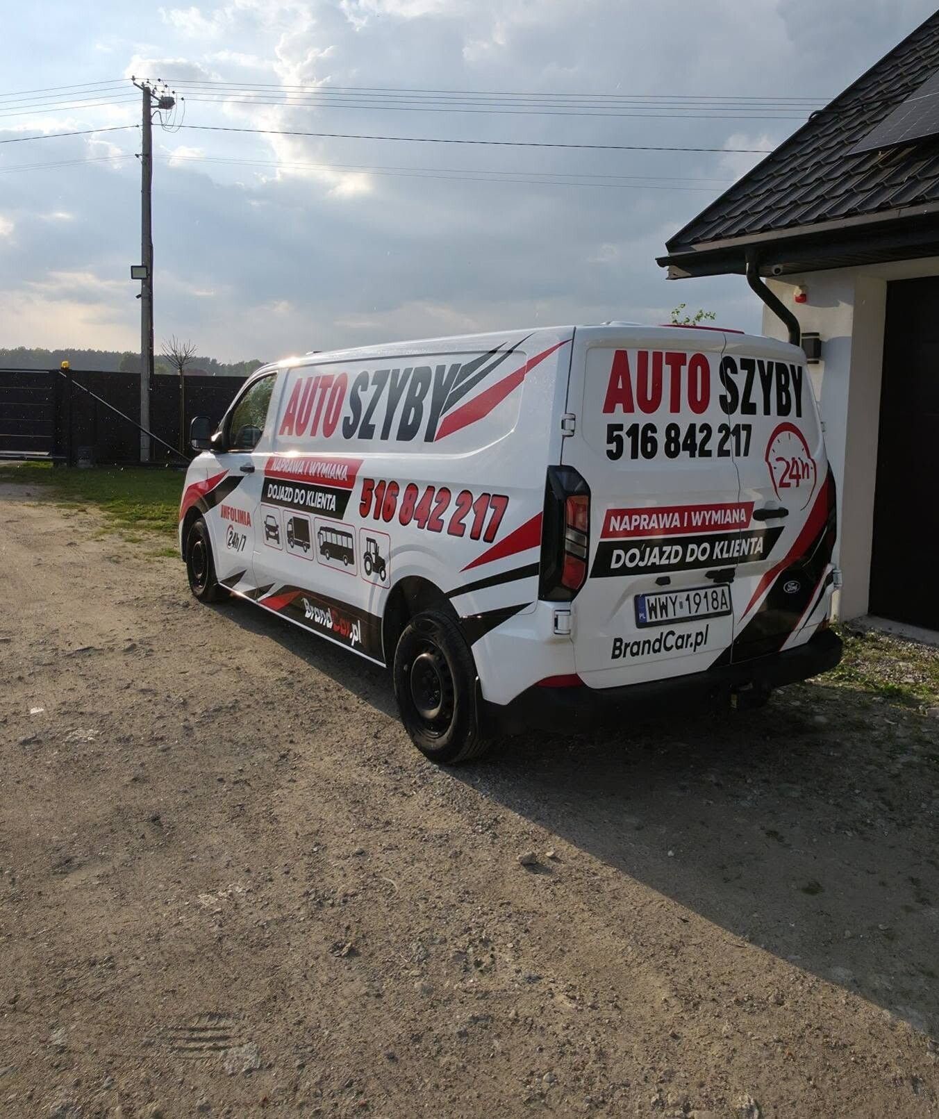 Oklejenie Forda Transit Custom dla Auto Szyby