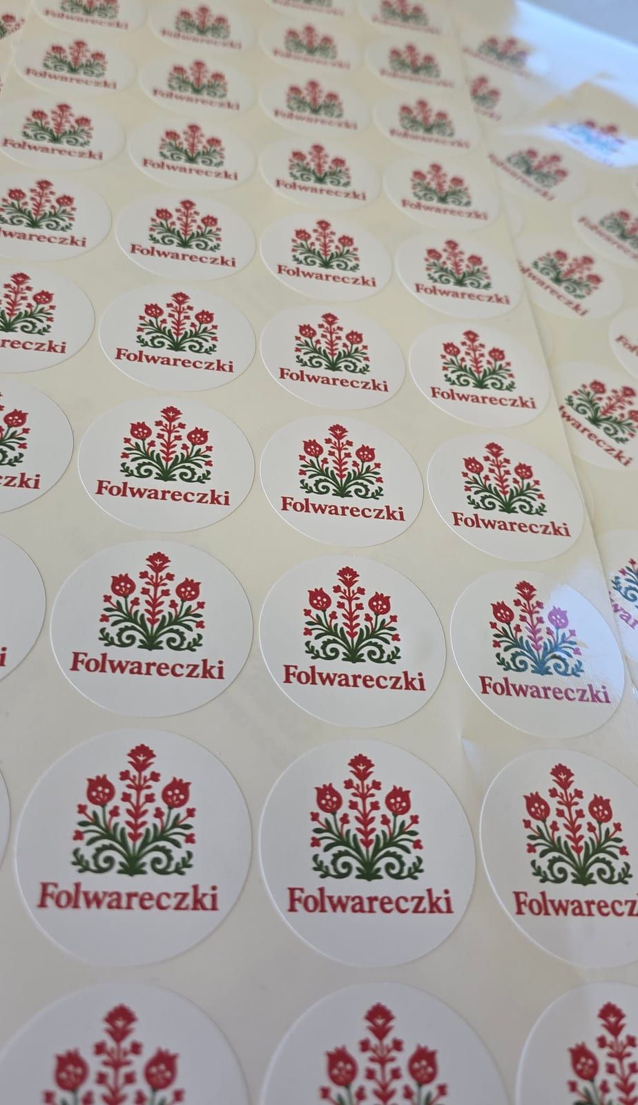 Koszulki polo i naklejki – Folwareczki – zdjęcie 1 z 4
