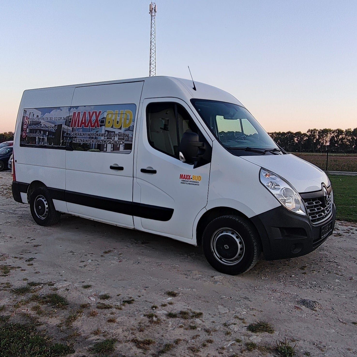 Oklejenie Renault Master – MAXX-BUD – zdjęcie 1 z 1