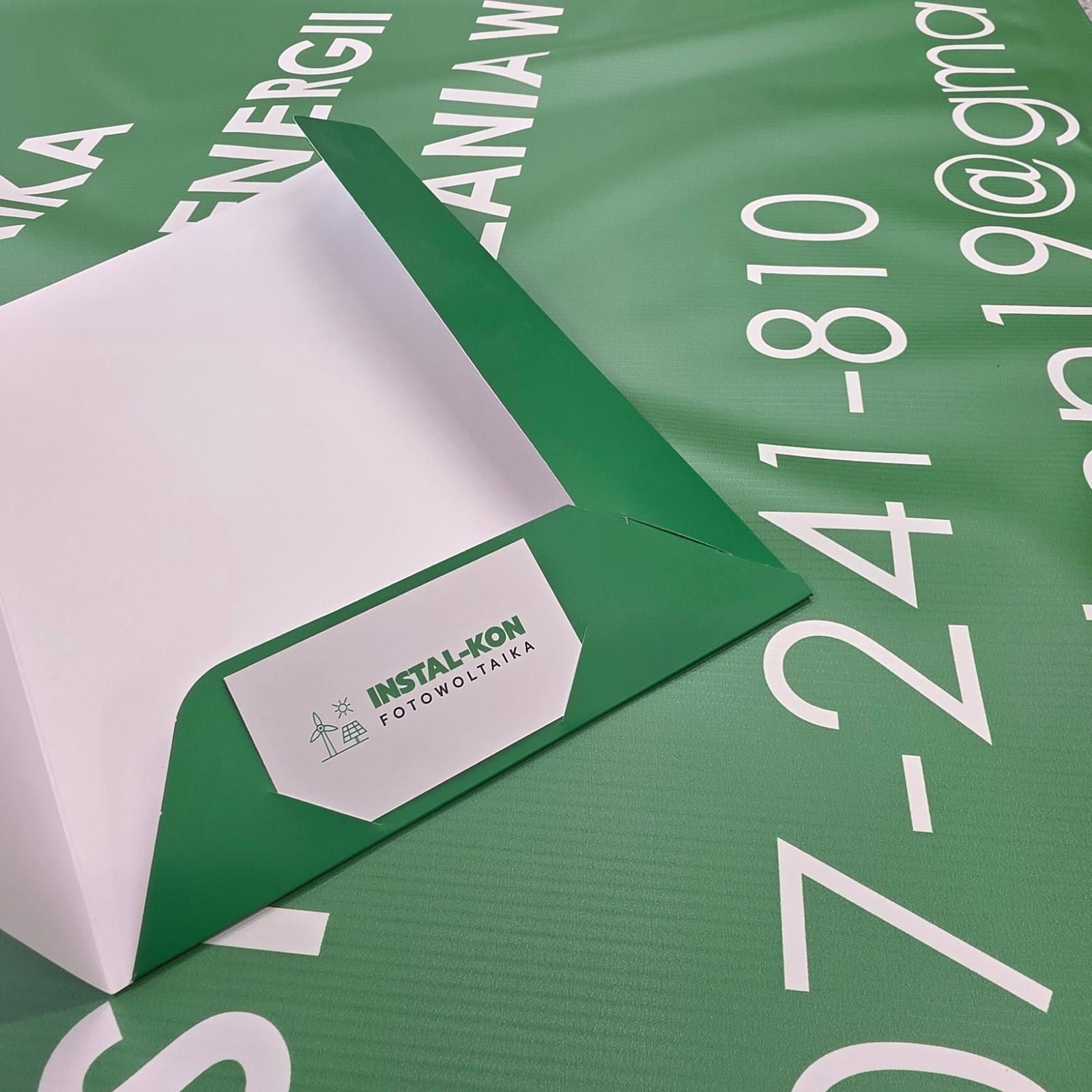 Baner i teczki – Instal-Kon