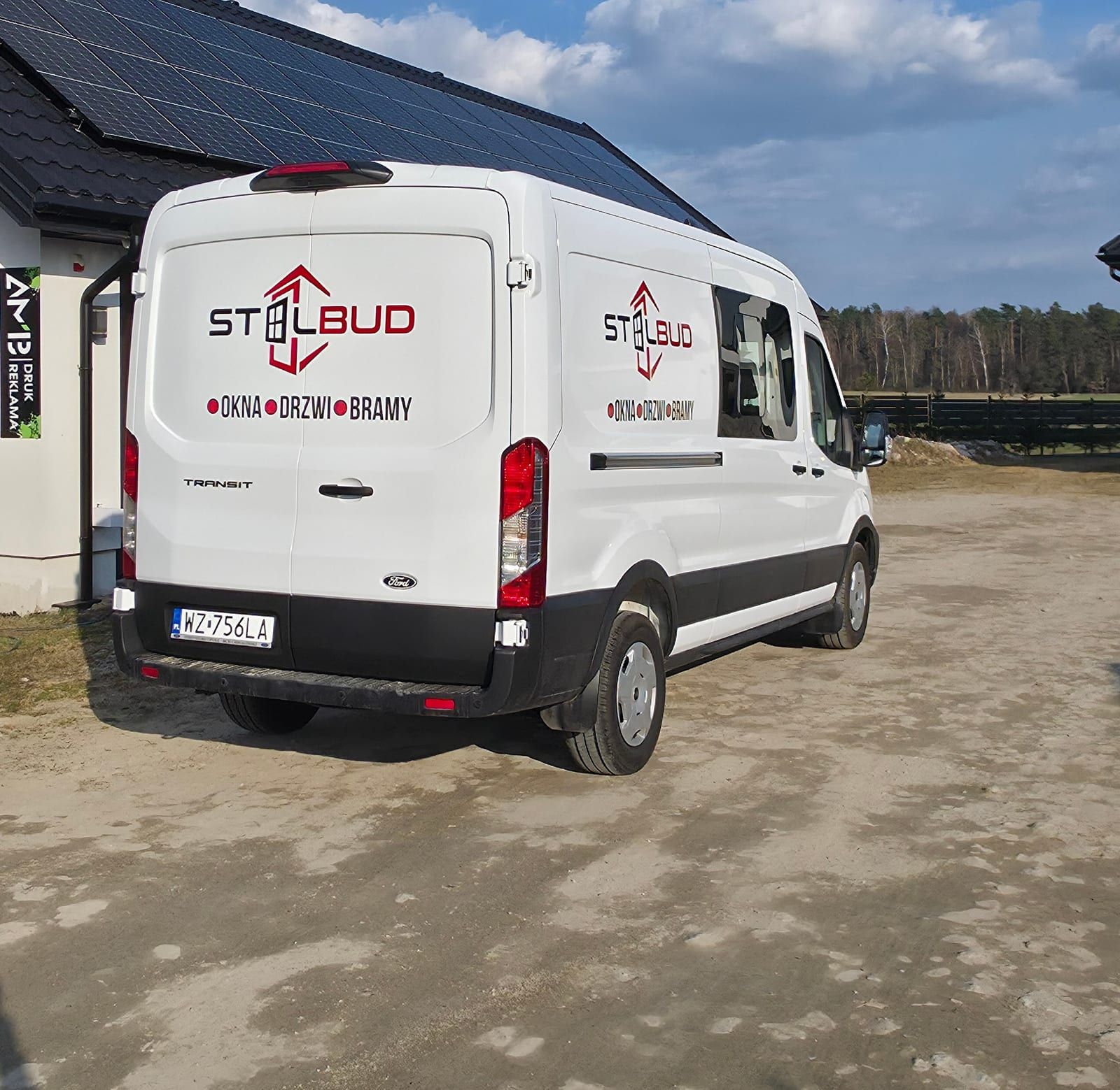 Oklejenie Forda Transit – Stolbud
