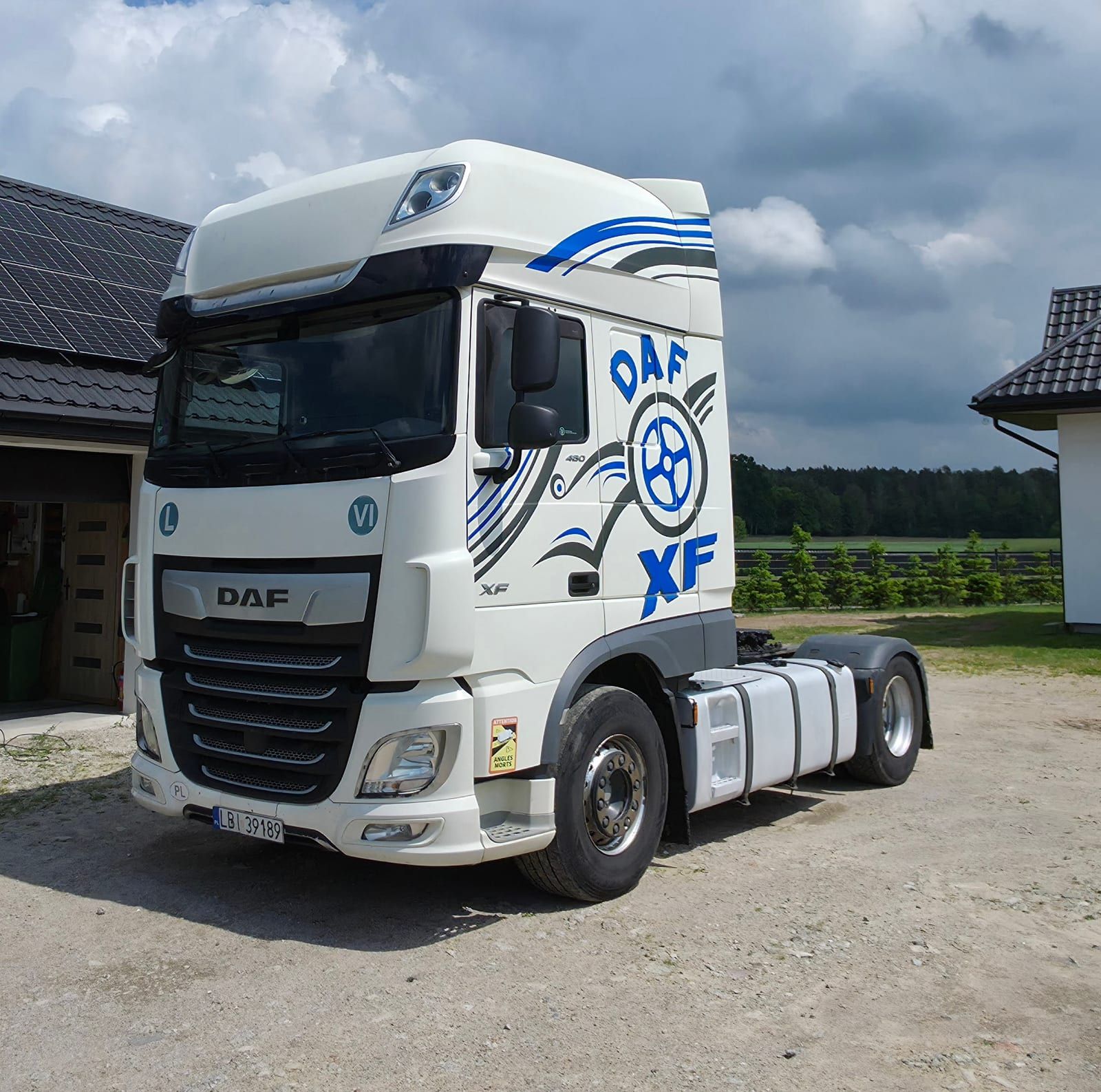 Grafika na ciągnik DAF XF