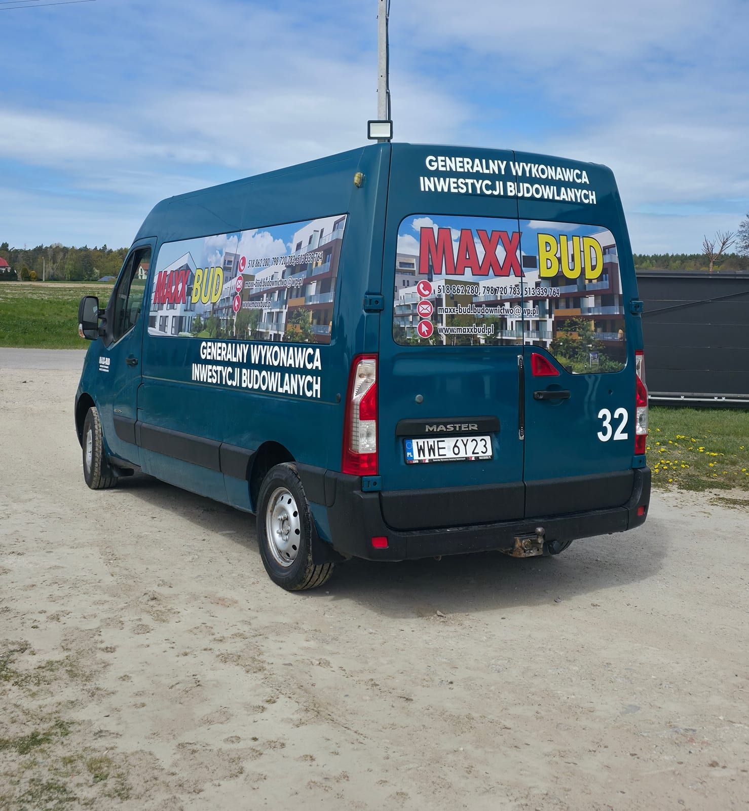 Oklejenie Renault Master – MAXX-BUD