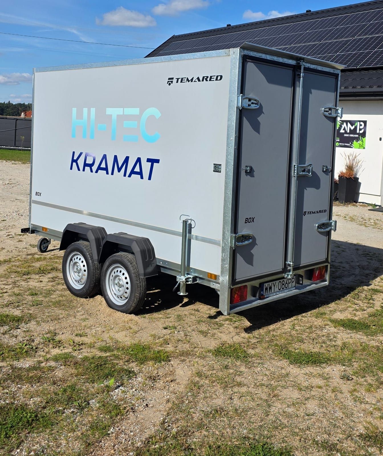 Oklejenie przyczepy – Hi-Tec Kramat