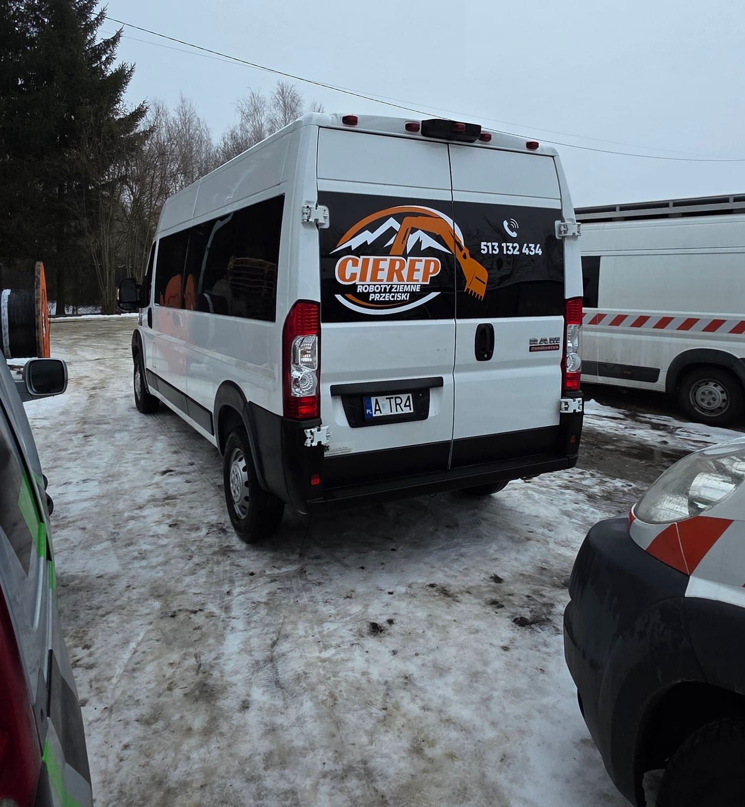 Oklejenie maszyn i busów – Cierep – zdjęcie 2 z 4