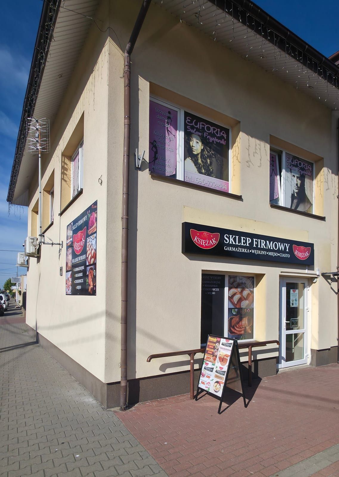 Szyld sklepu firmowego Księżak – zdjęcie 2 z 2