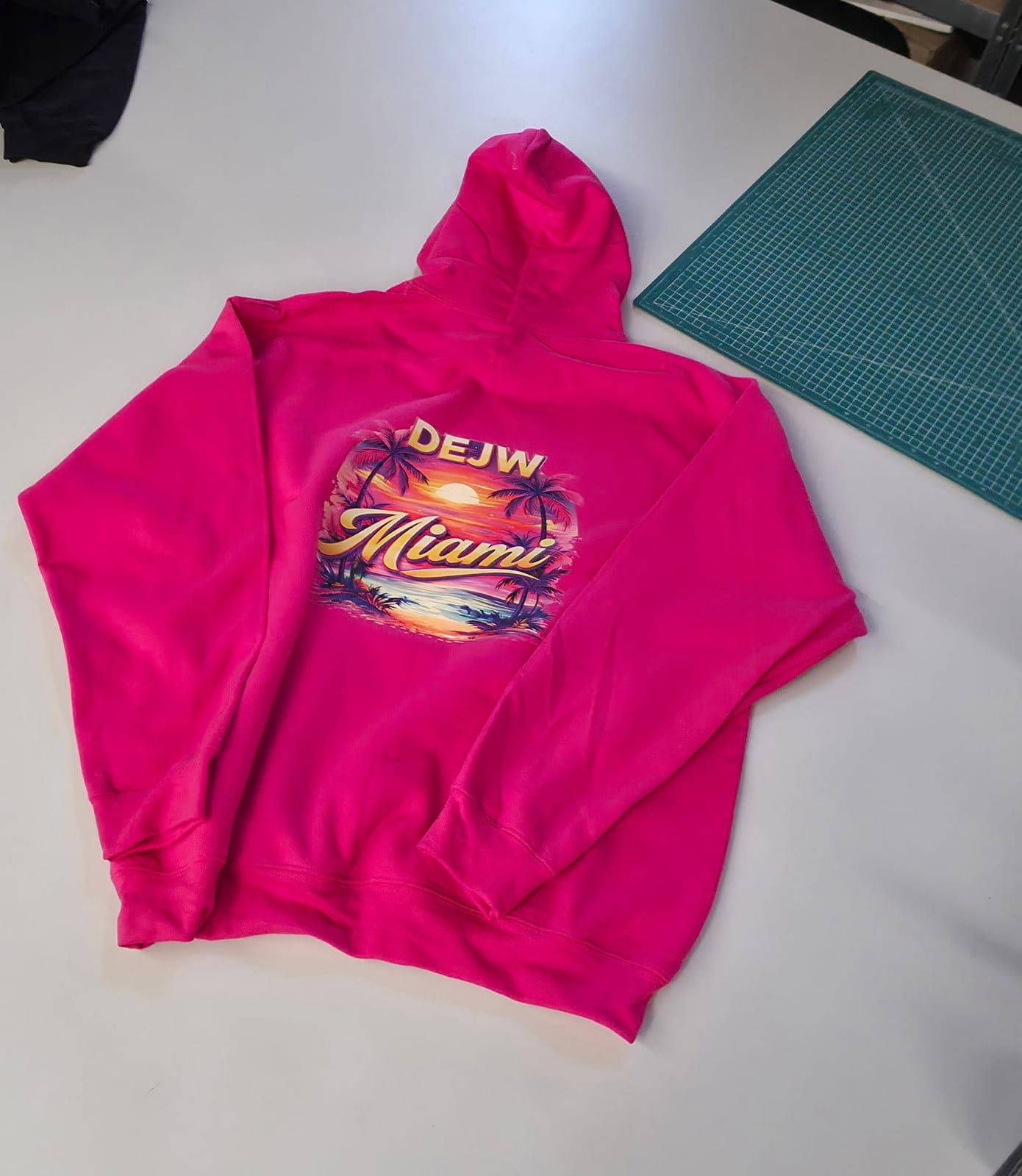 Bluzy – Dejw Miami – zdjęcie 2 z 2