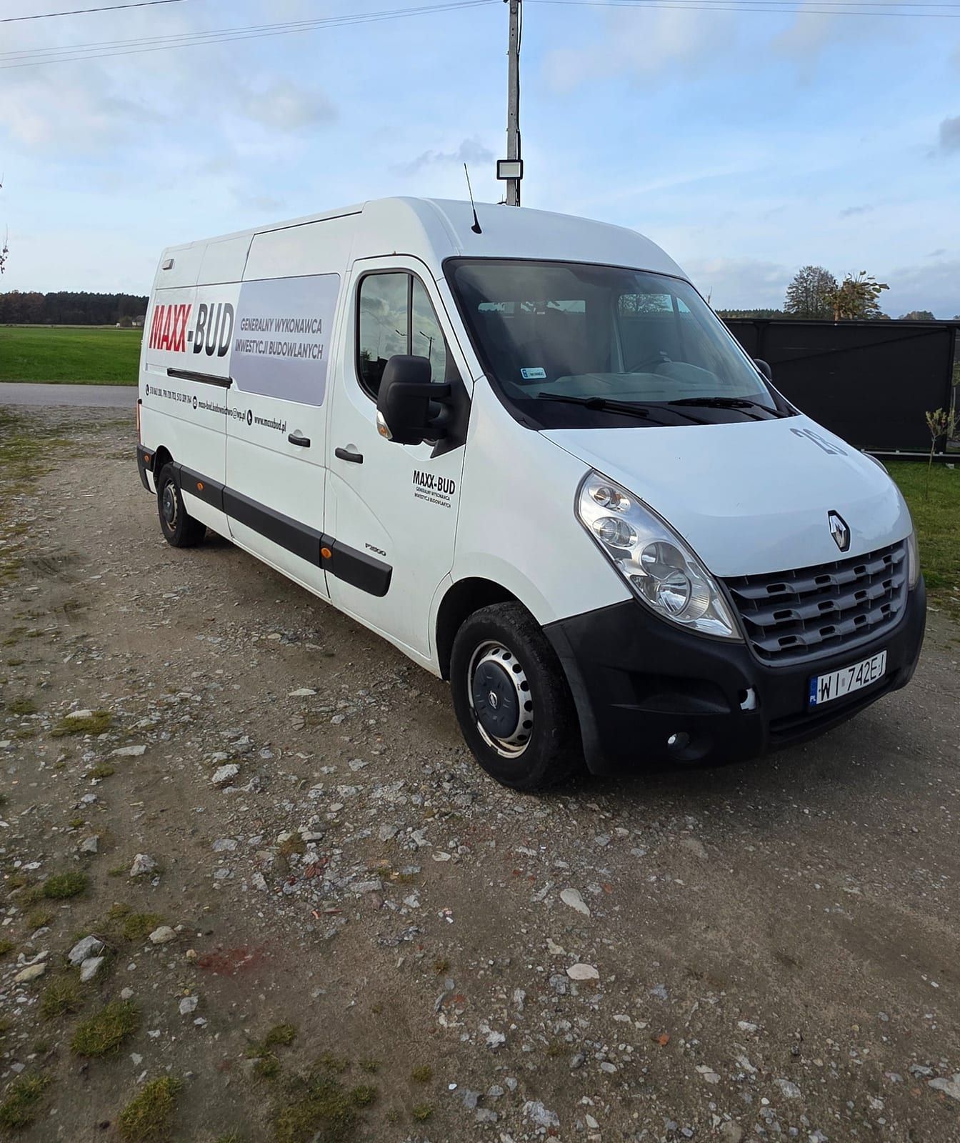Oklejenie Renault Master – MAXX-BUD – zdjęcie 2 z 2