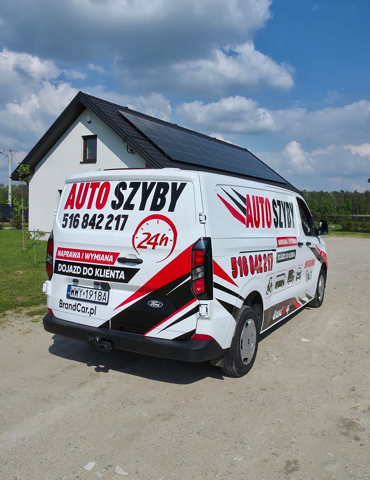 Oklejenie Forda Transit Custom dla Auto Szyby – zdjęcie 2 z 3