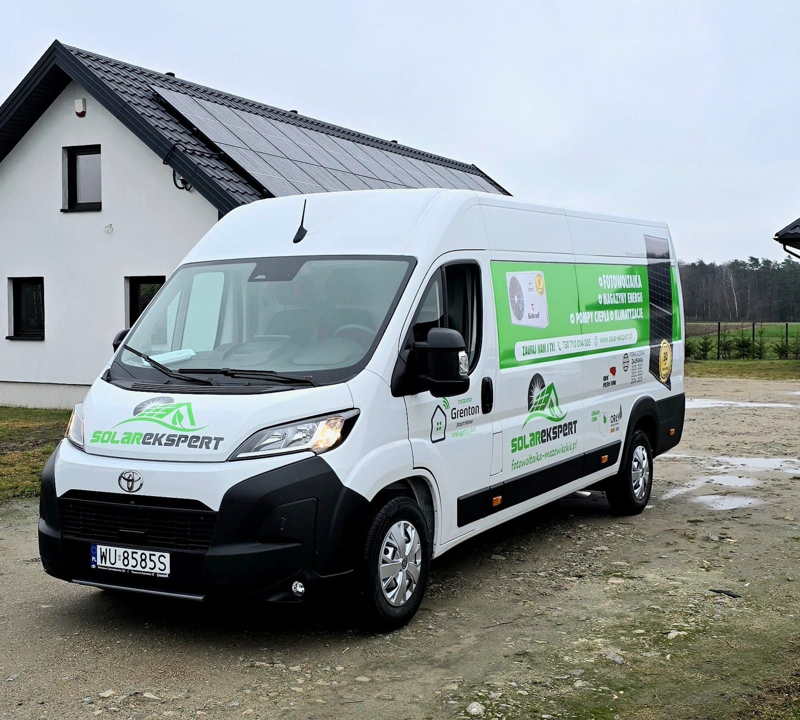 Oklejenie Toyoty Proace – Solarekspert – zdjęcie 4 z 4